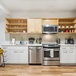 Cozy 1Br Apt In Hollywood W Pool, Gym And Parking